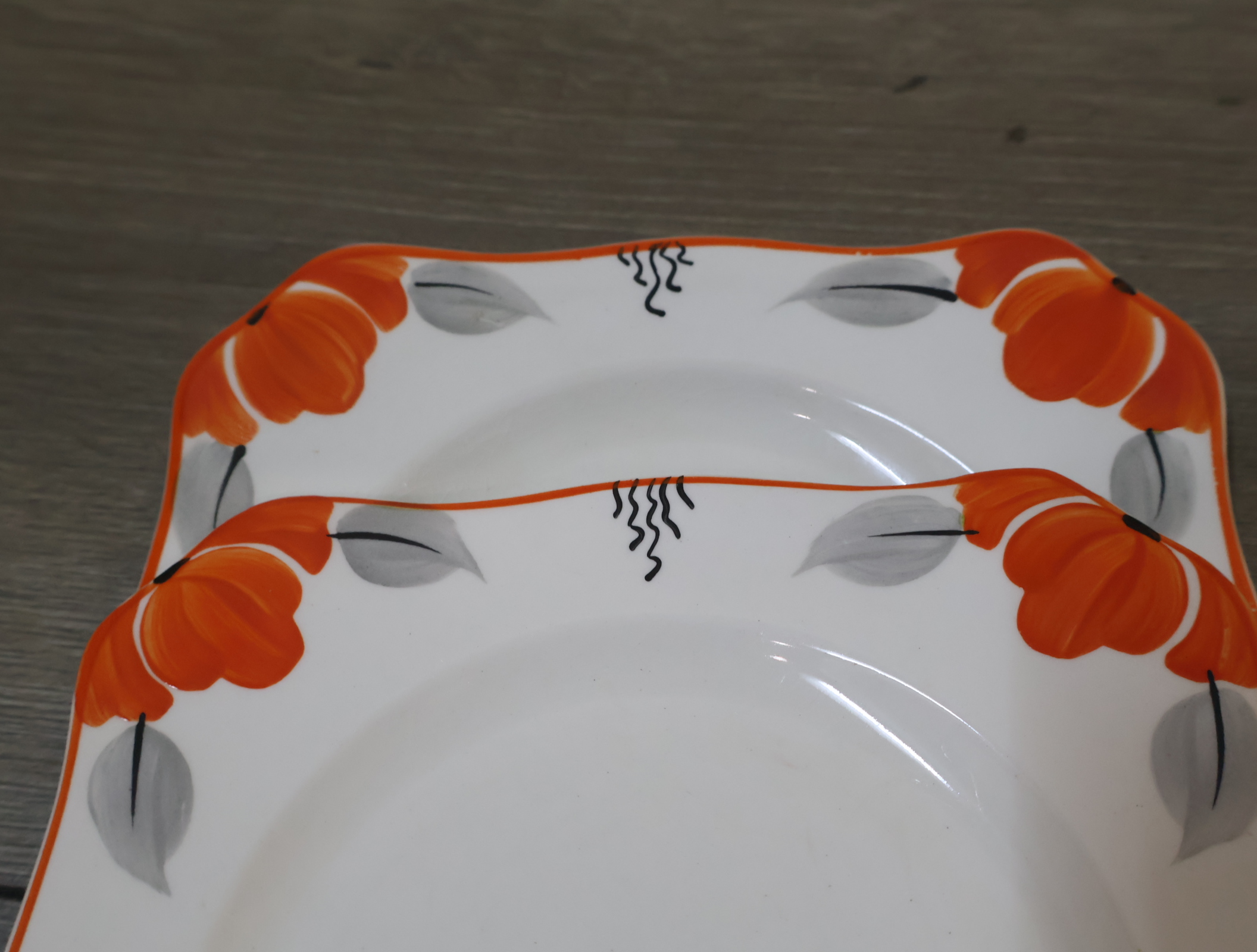 Serviesset met oranje bloemendecoratie – foto 7 – kavel bij GSD Auctions, Zoeterwoude