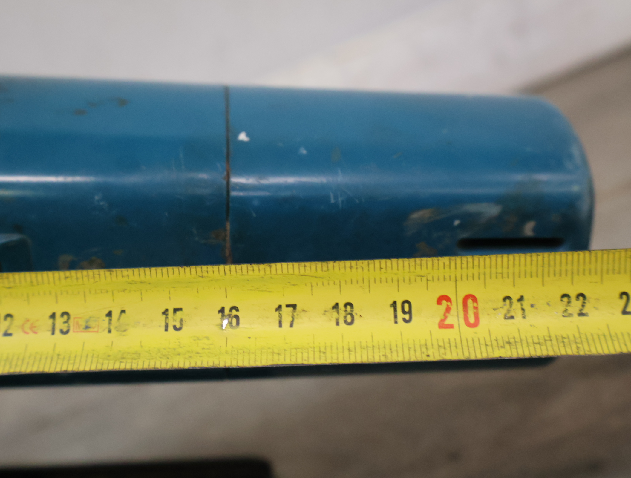 Blauwe elektrische decoupeerzaag black & decker – foto 13 – kavel bij GSD Auctions, Zoeterwoude