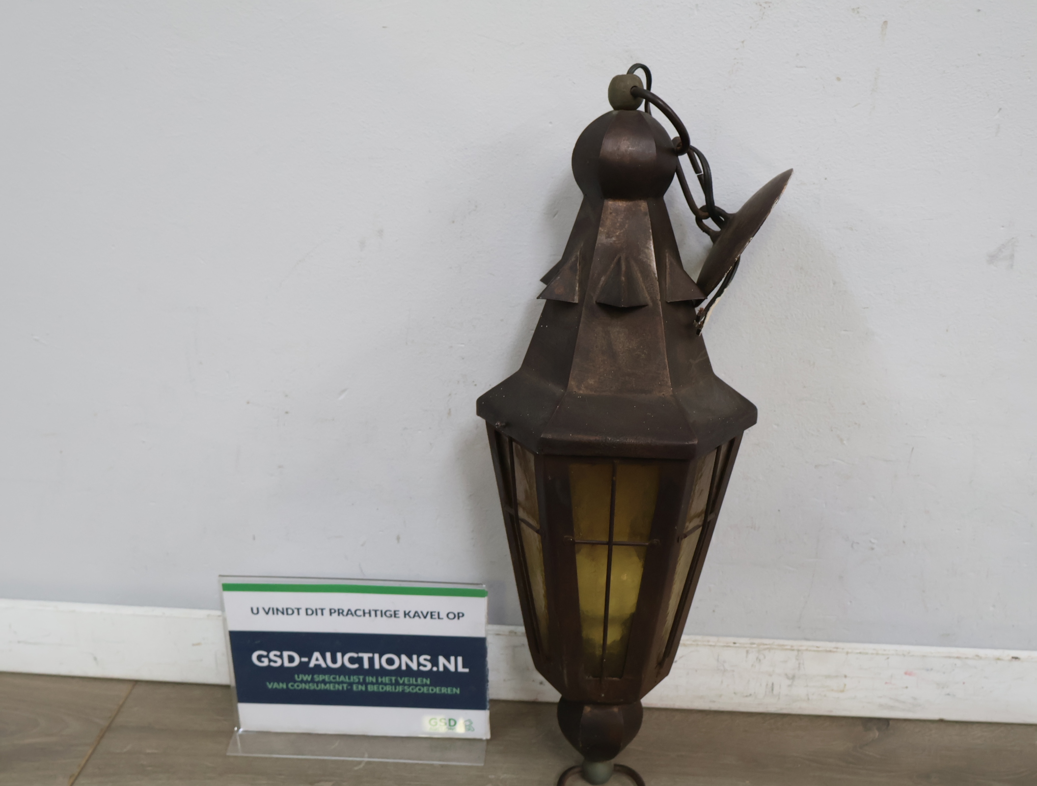 Antieke metalen buitenlamp – foto 2 – kavel bij GSD Auctions, Zoeterwoude