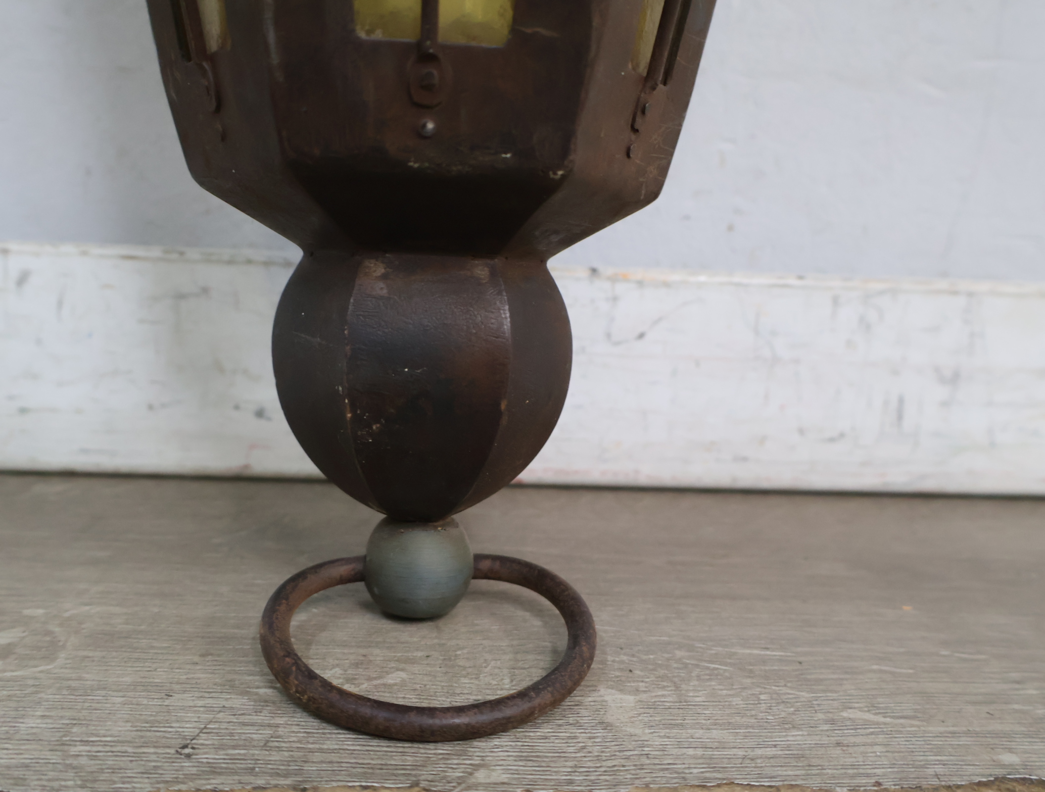 Antieke metalen buitenlamp – foto 9 – kavel bij GSD Auctions, Zoeterwoude