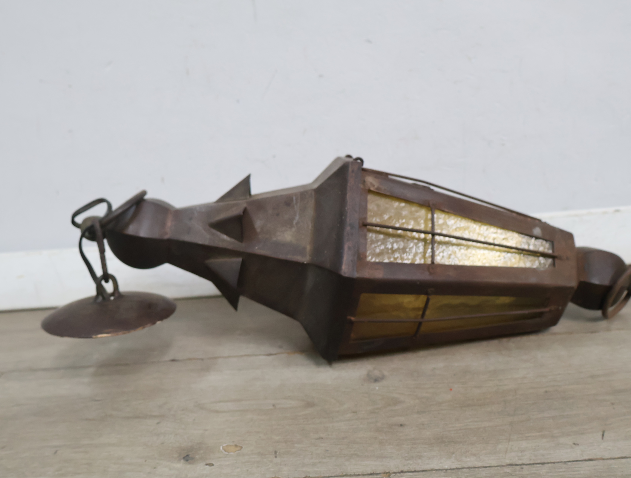 Antieke metalen buitenlamp – foto 10 – kavel bij GSD Auctions, Zoeterwoude