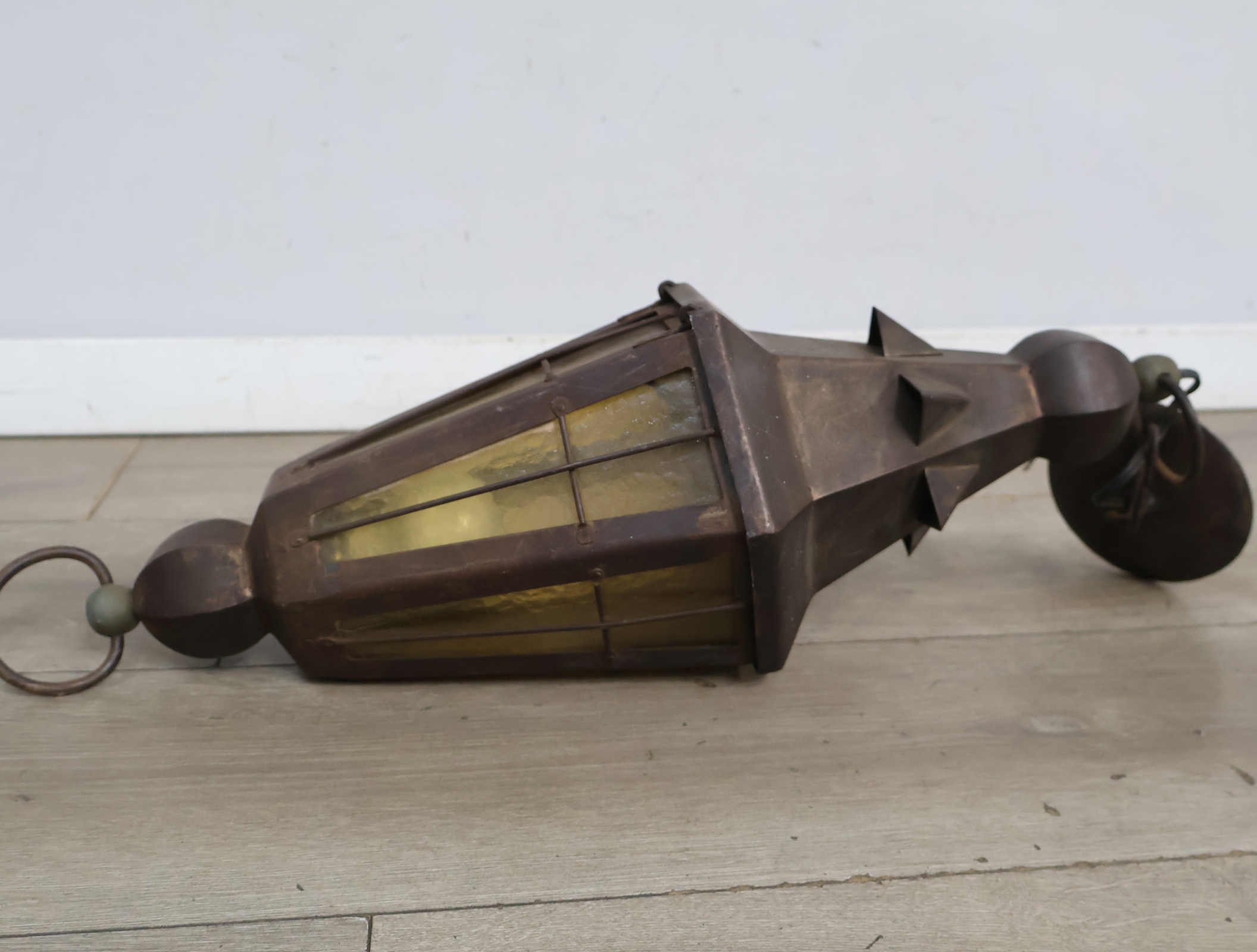 Antieke metalen buitenlamp – foto 14 – kavel bij GSD Auctions, Zoeterwoude