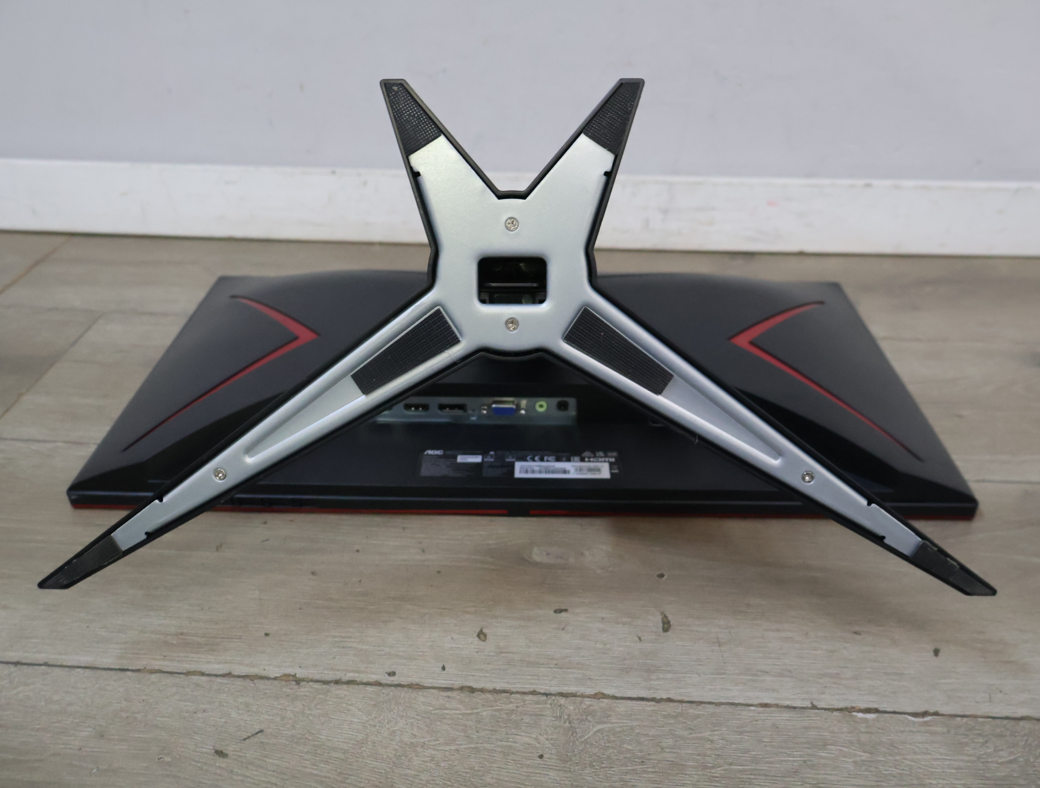 AOC computerscherm met standaard – foto 19 – kavel bij GSD Auctions, Zoeterwoude