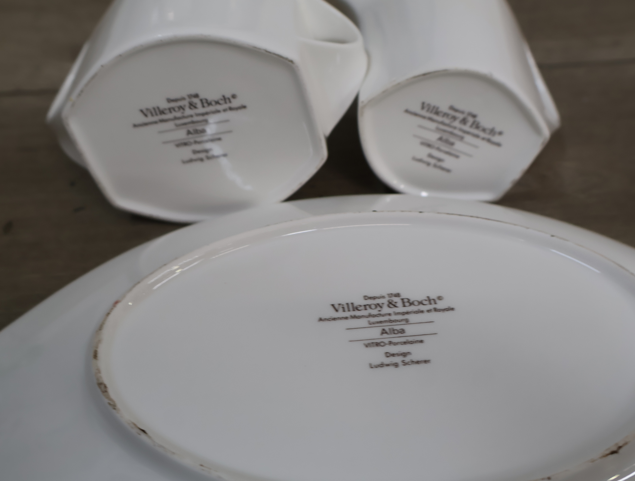 Winterse decoratieve schaal met porseleinen suikerpot en melkkan – foto 7 – kavel bij GSD Auctions, Zoeterwoude