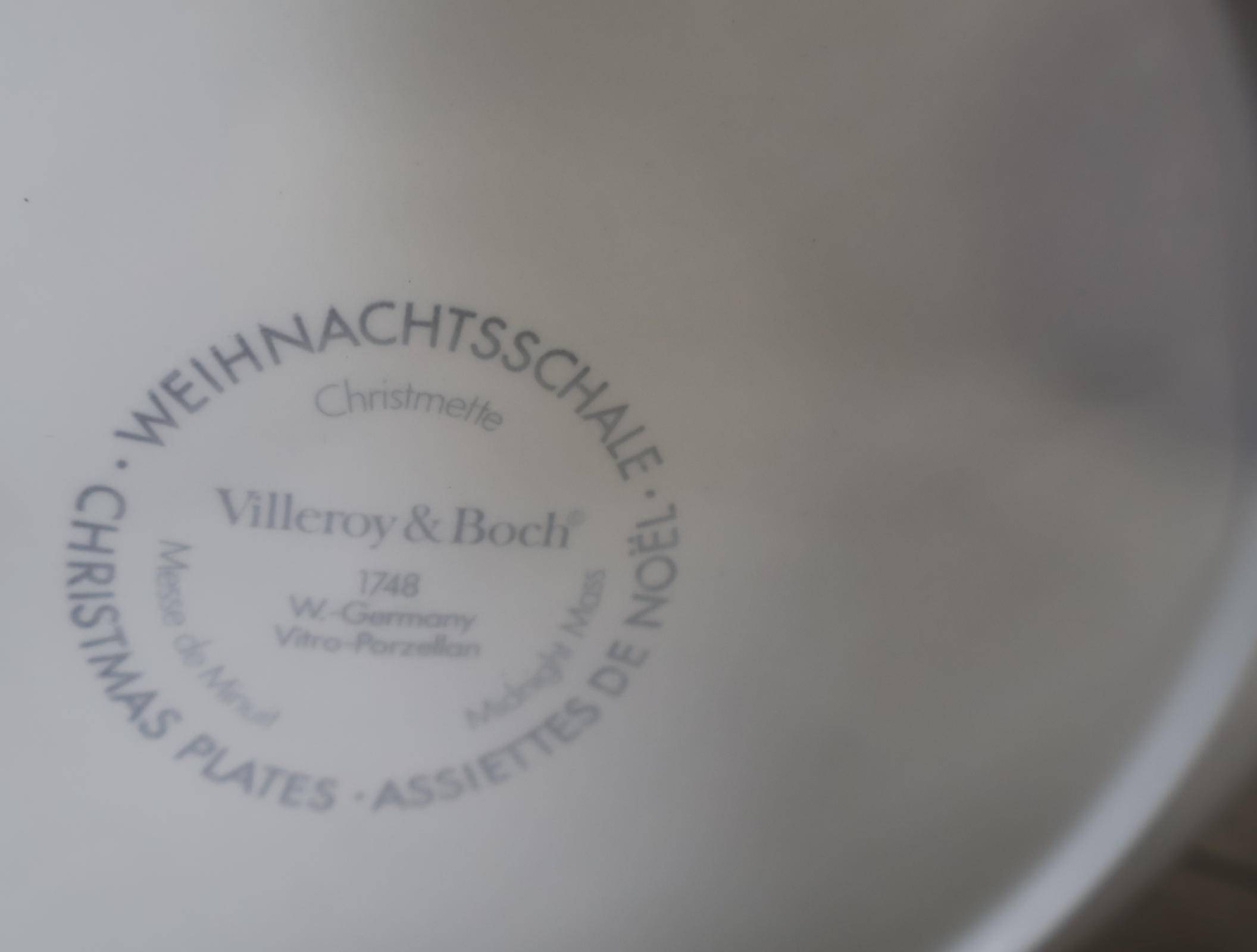 Winterse decoratieve schaal met porseleinen suikerpot en melkkan – foto 14 – kavel bij GSD Auctions, Zoeterwoude