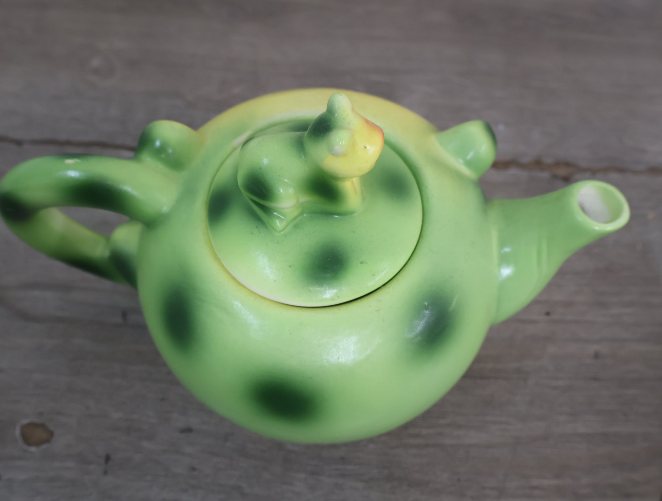 Theepot in vorm van kikker – foto 5 – kavel bij GSD Auctions, Zoeterwoude