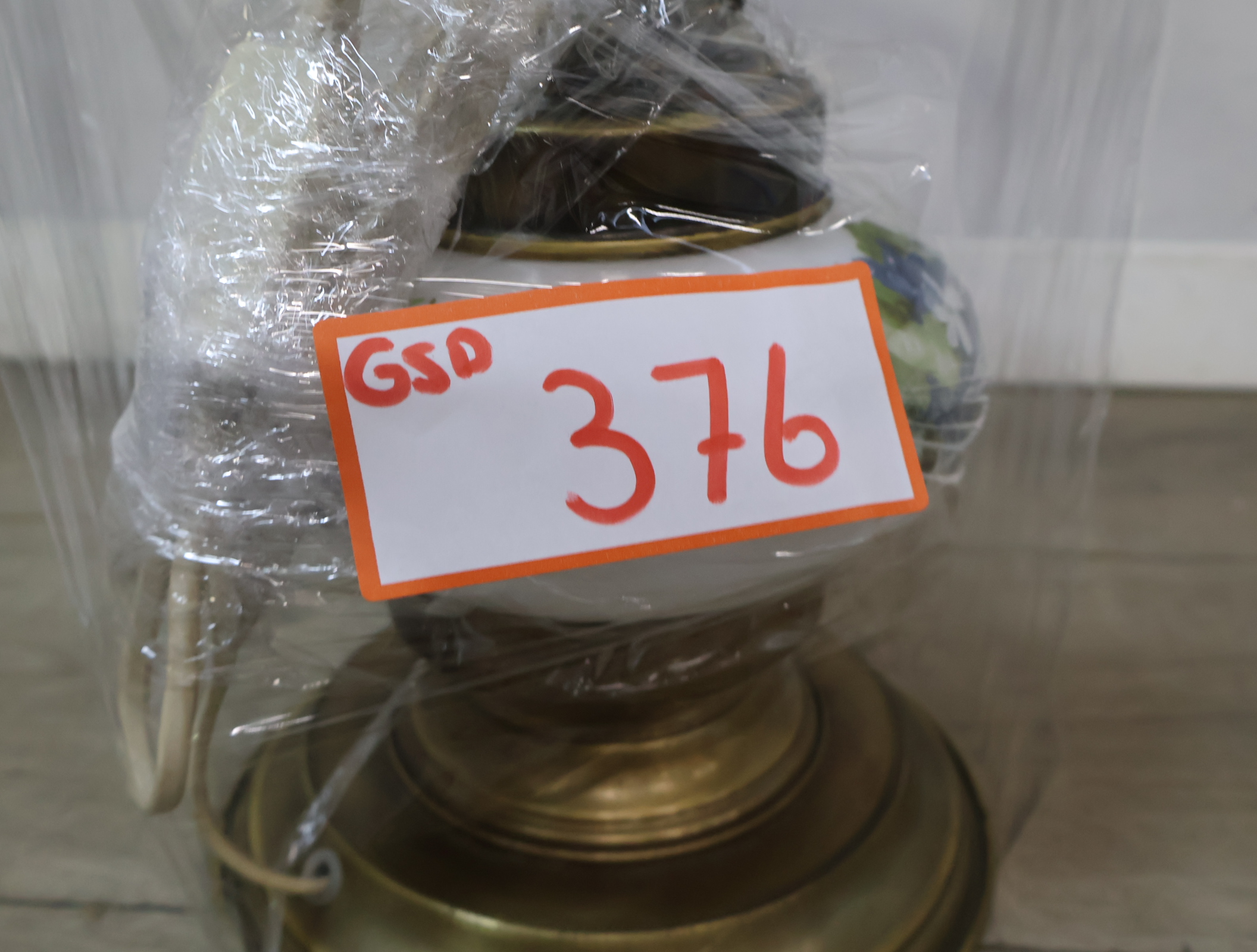 Vintage tafellamp met bloemmotief – foto 20 – kavel bij GSD Auctions, Zoeterwoude