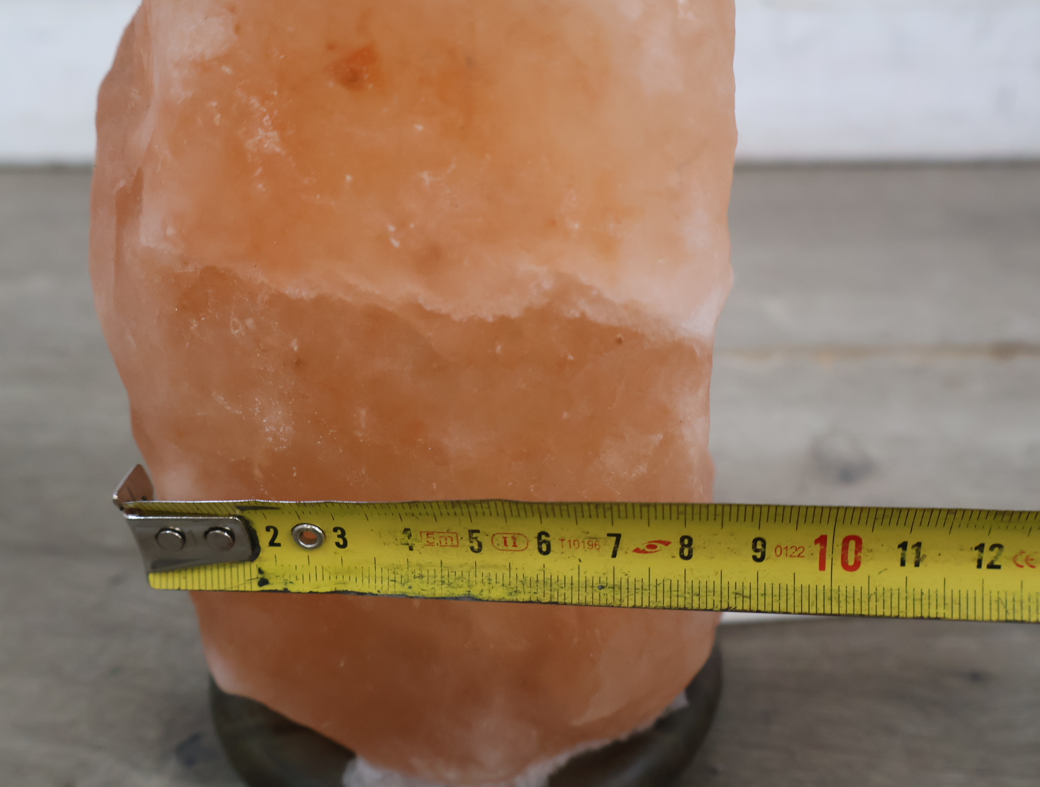 Himalayazout lamp op houten voet – foto 13 – kavel bij GSD Auctions, Zoeterwoude