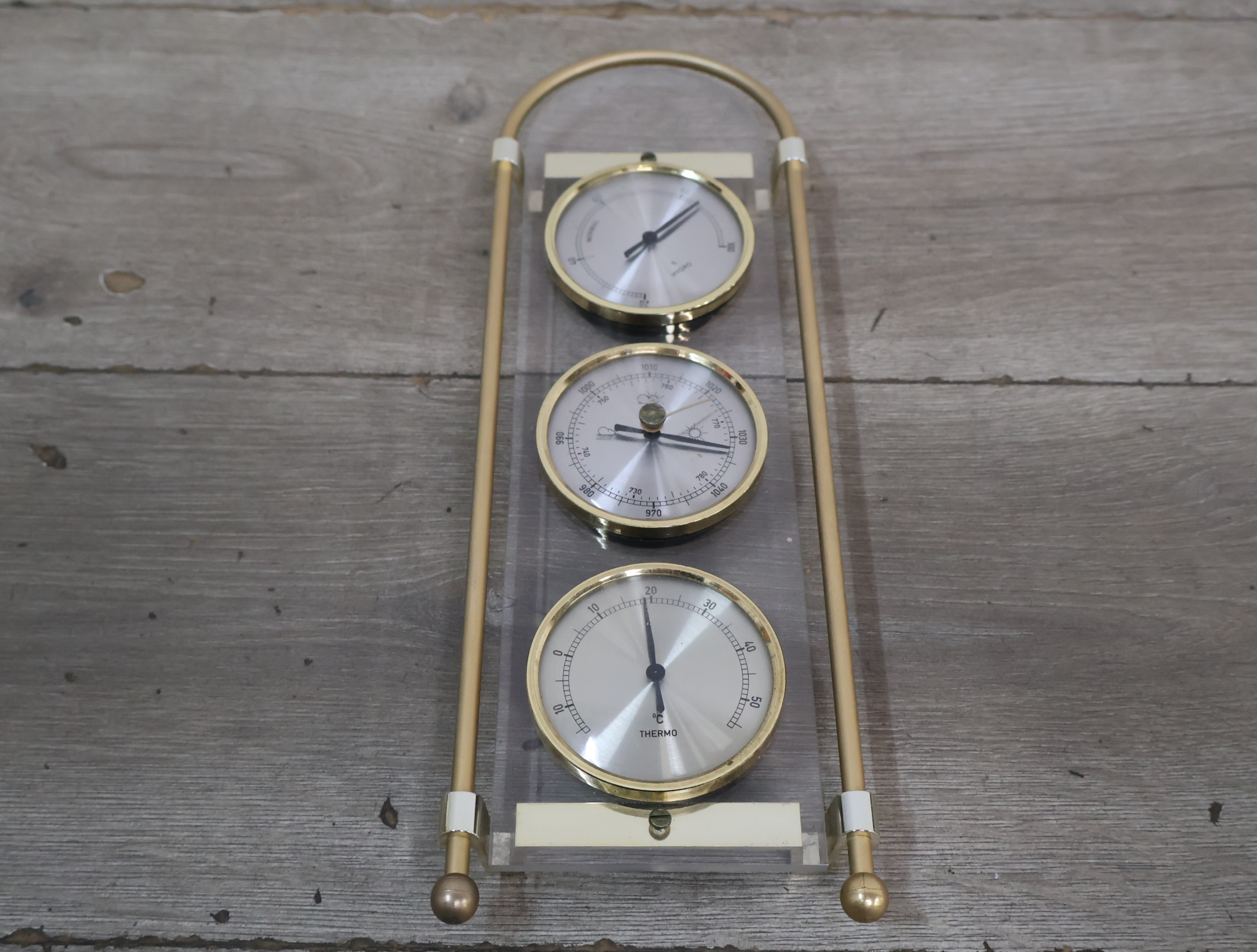 Barometer, hygrometer en thermometer set in gouden frame – foto 3 – kavel bij GSD Auctions, Zoeterwoude