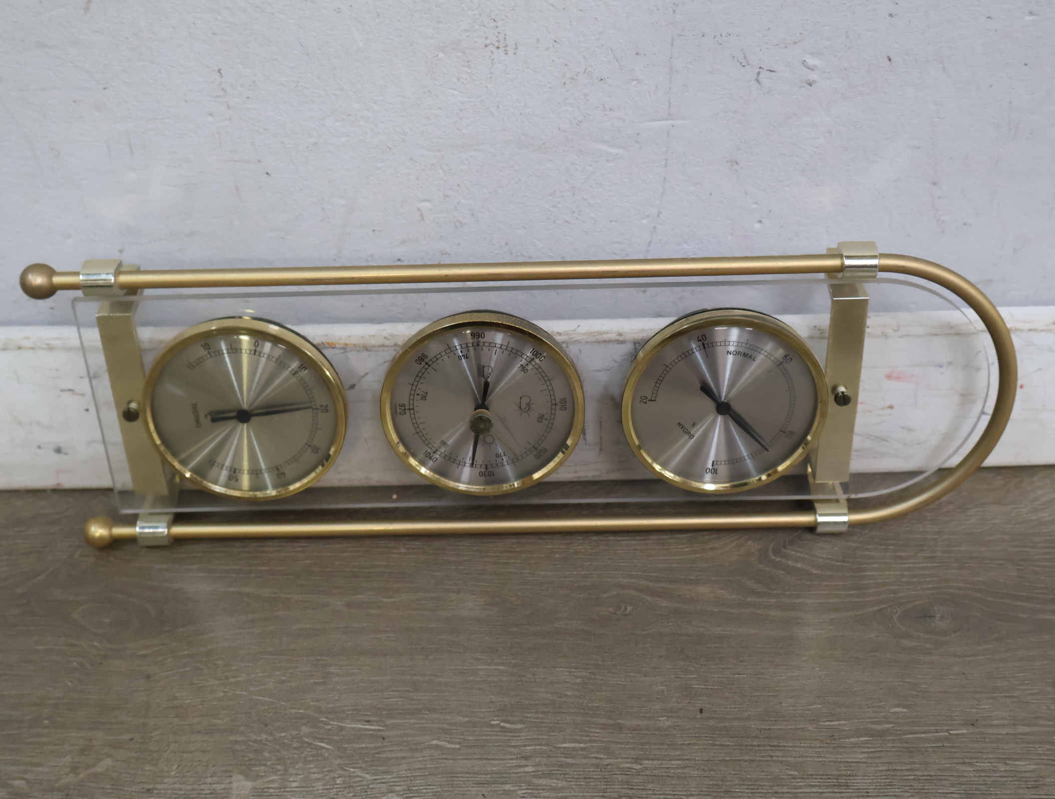 Barometer, hygrometer en thermometer set in gouden frame – foto 7 – kavel bij GSD Auctions, Zoeterwoude