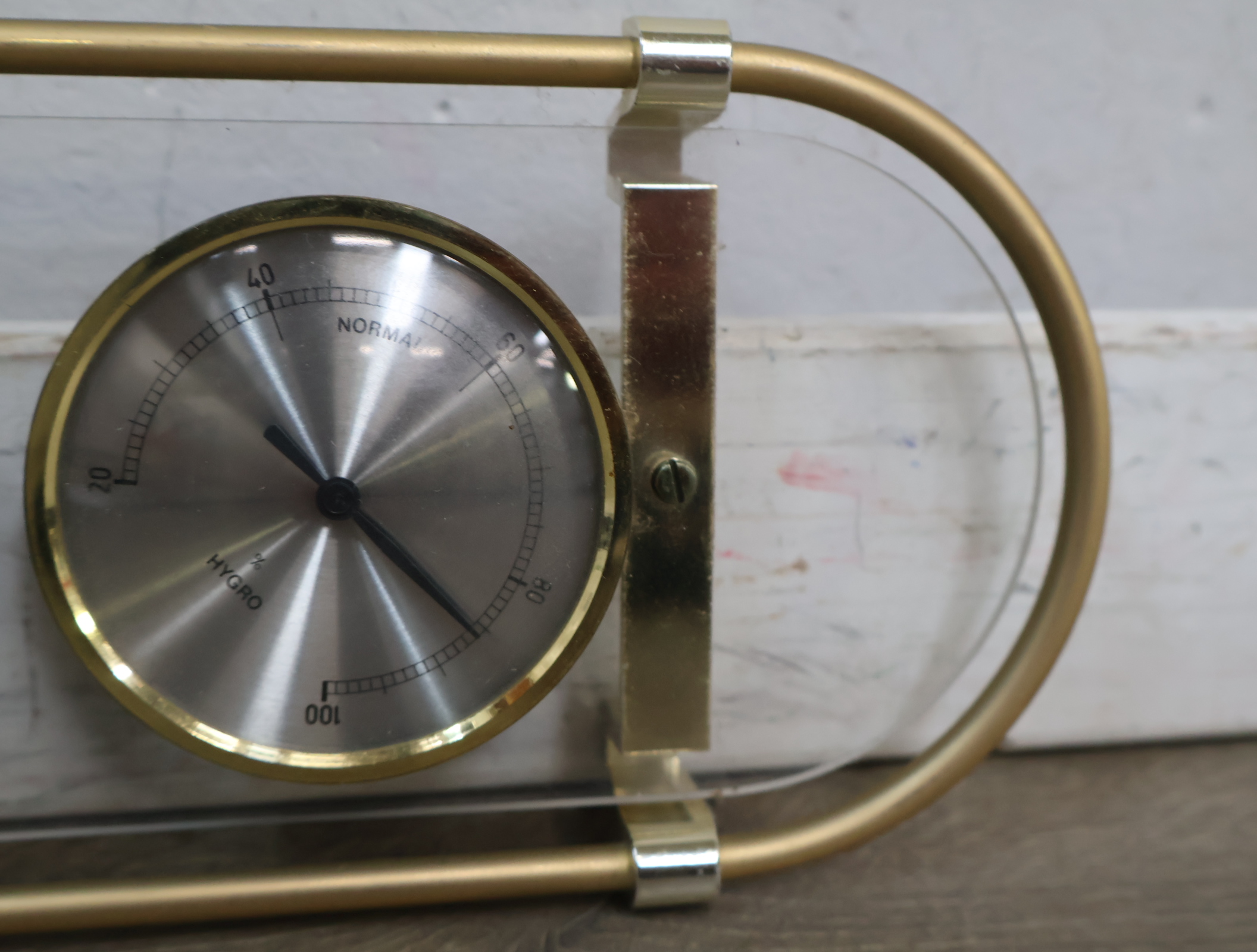 Barometer, hygrometer en thermometer set in gouden frame – foto 8 – kavel bij GSD Auctions, Zoeterwoude