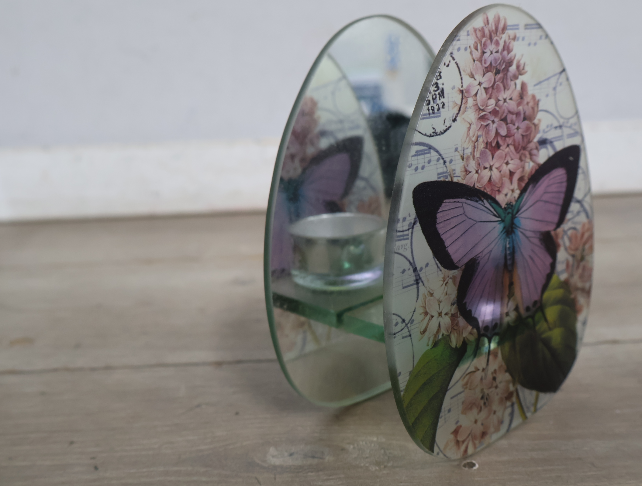 waxinelicht houder met vlinder en bloemenprint – foto 4 – kavel bij GSD Auctions, Zoeterwoude