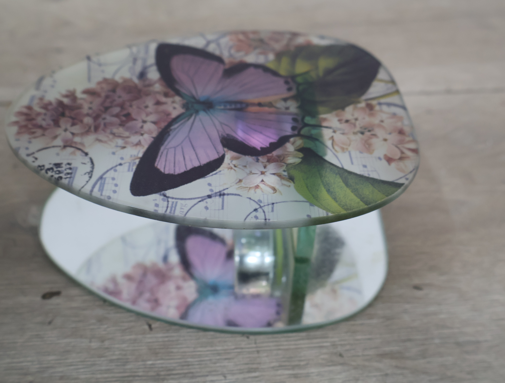 waxinelicht houder met vlinder en bloemenprint – foto 10 – kavel bij GSD Auctions, Zoeterwoude