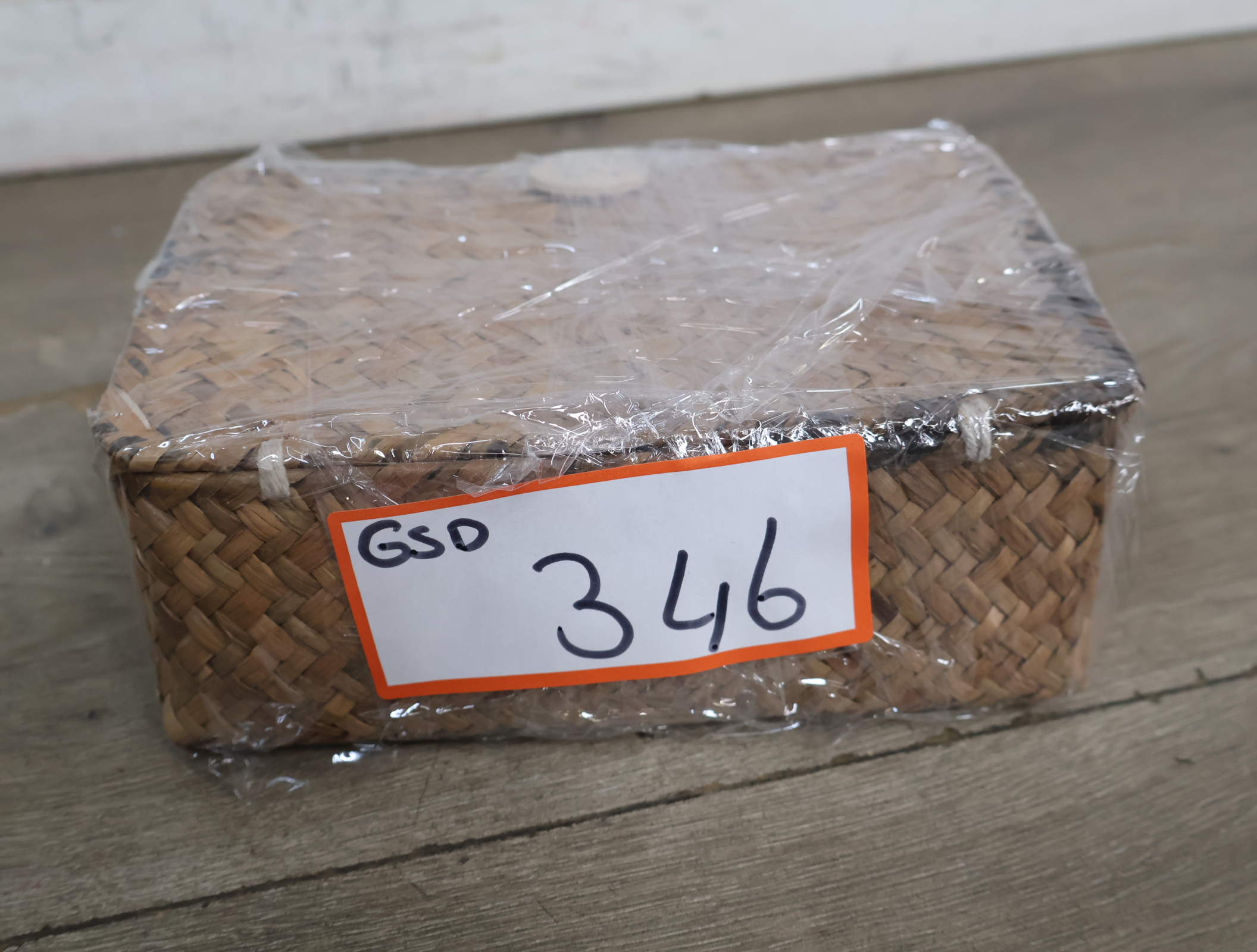 waxinelicht houder met vlinder en bloemenprint – foto 17 – kavel bij GSD Auctions, Zoeterwoude