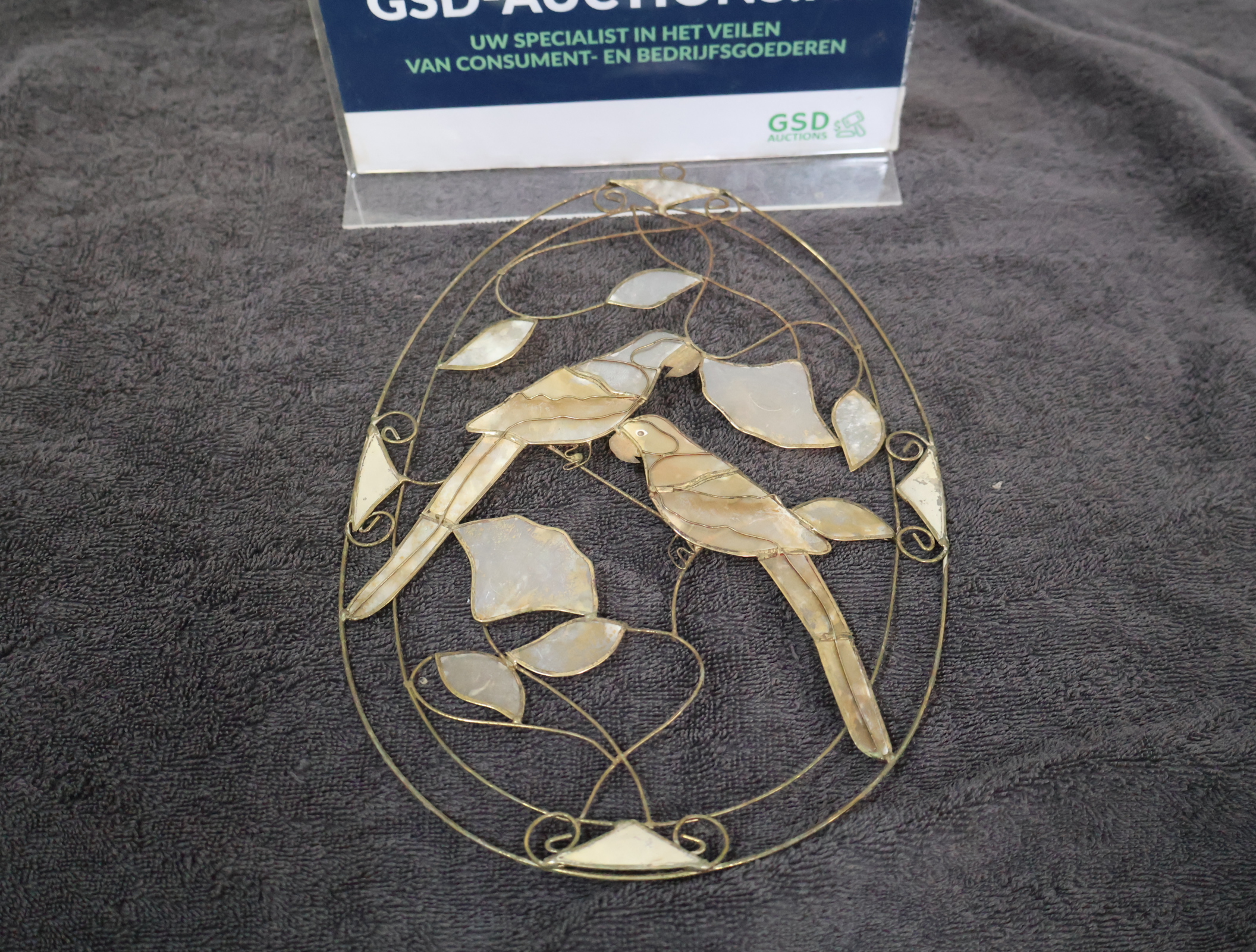 Decoratief wandornament met vogels van parelmoer – foto 2 – kavel bij GSD Auctions, Zoeterwoude