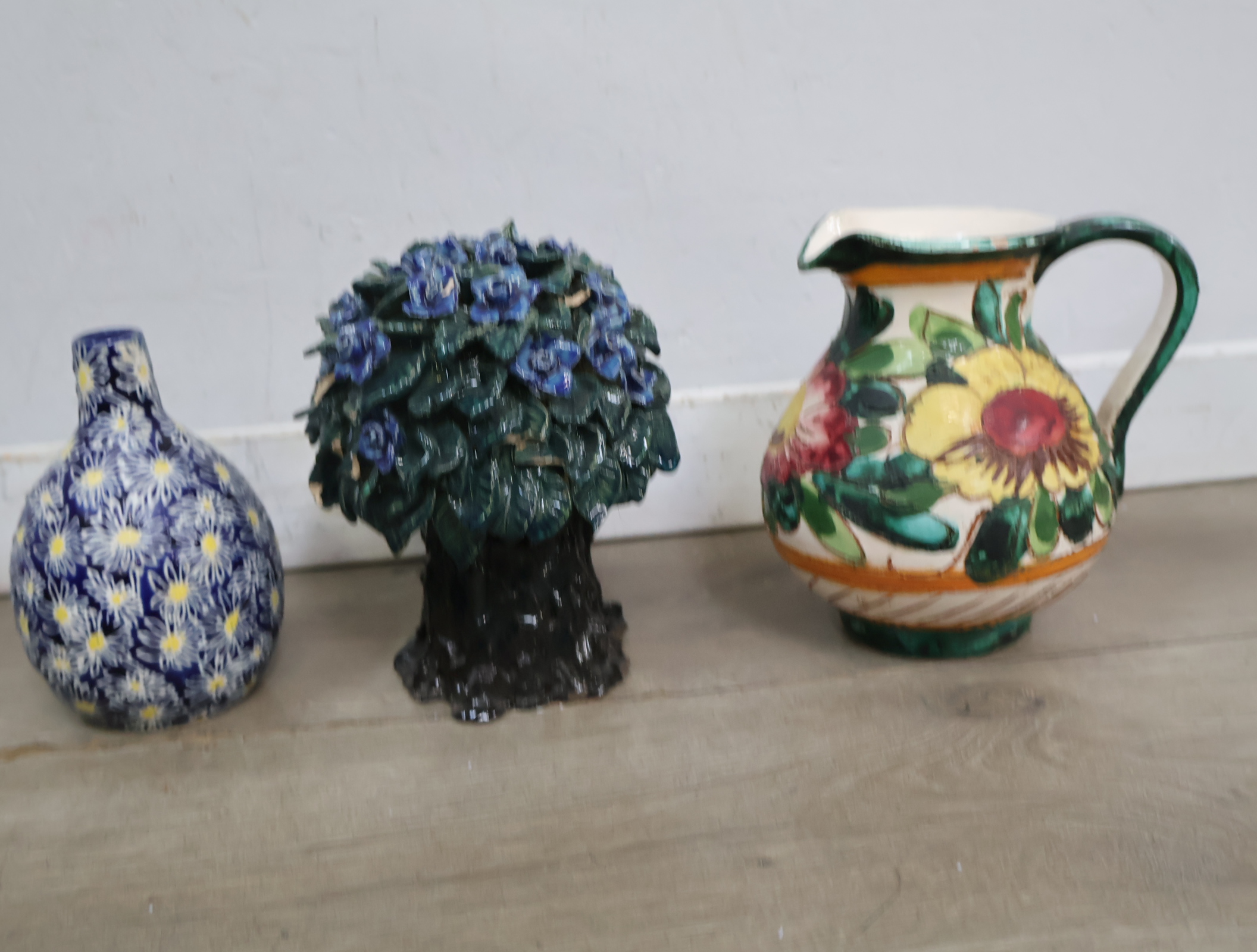 Set van vijf keramische vazen en kruikjes – foto 7 – kavel bij GSD Auctions, Zoeterwoude
