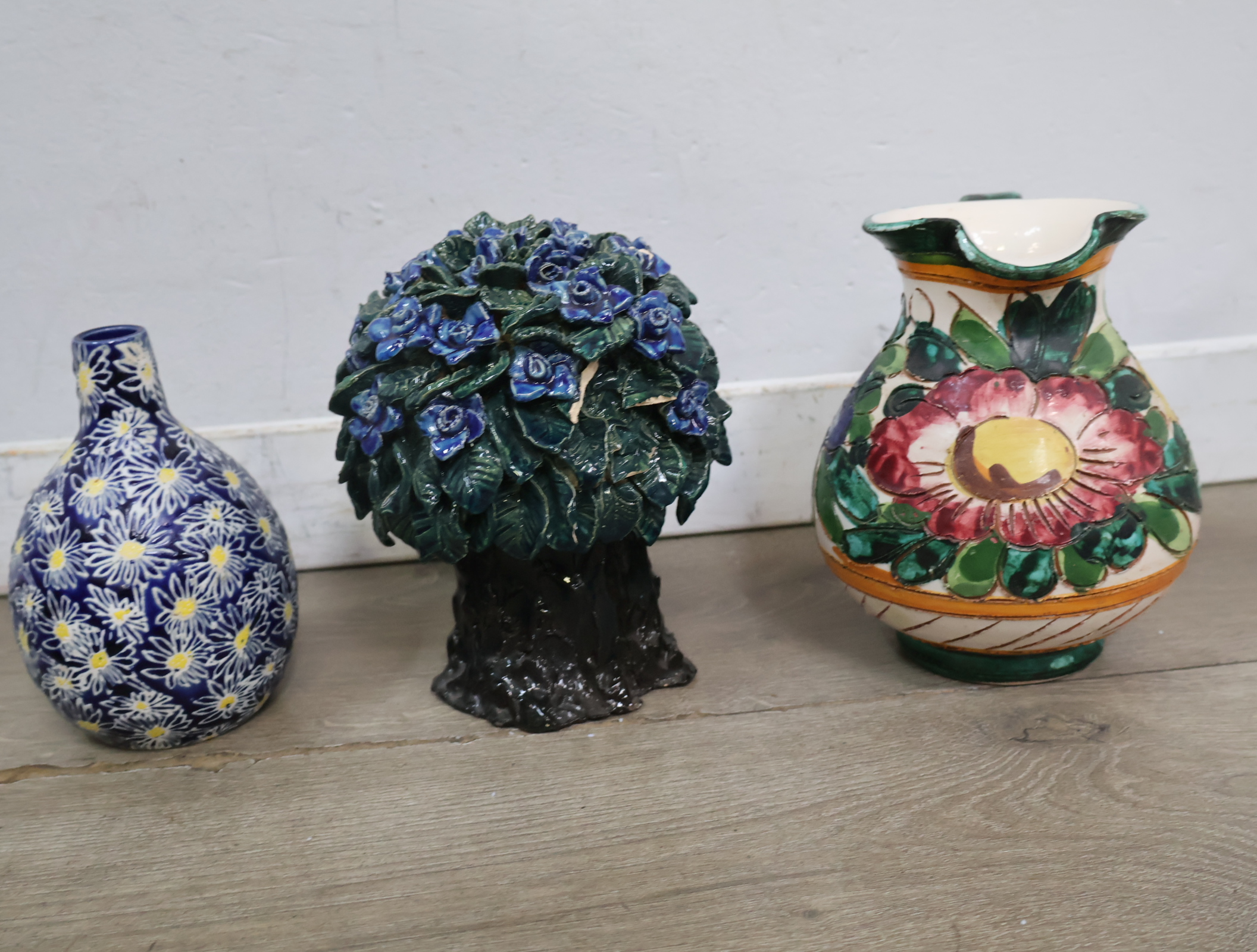 Set van vijf keramische vazen en kruikjes – foto 8 – kavel bij GSD Auctions, Zoeterwoude