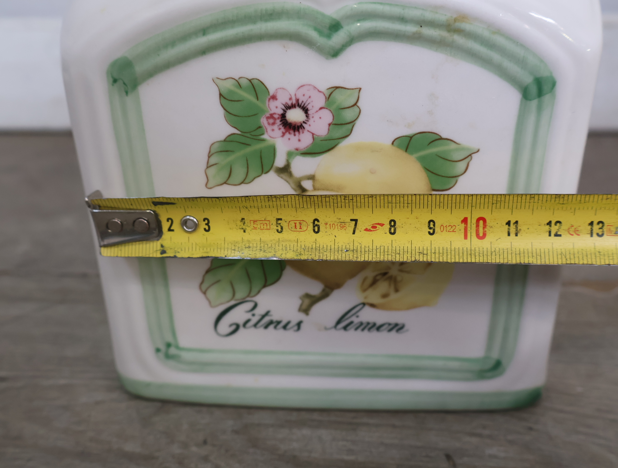 Set van drie keramische voorraadpotten met citroen decor – foto 17 – kavel bij GSD Auctions, Zoeterwoude