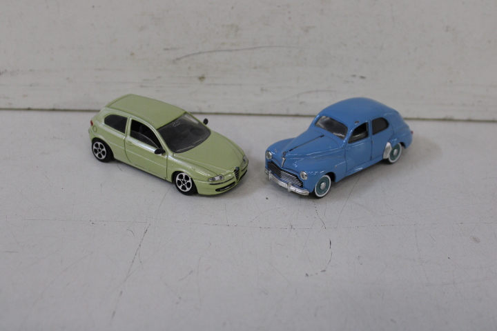 Set van diverse kleine metalen modelauto's en vrachtwagens – foto 7 – kavel bij GSD Auctions, Zoeterwoude
