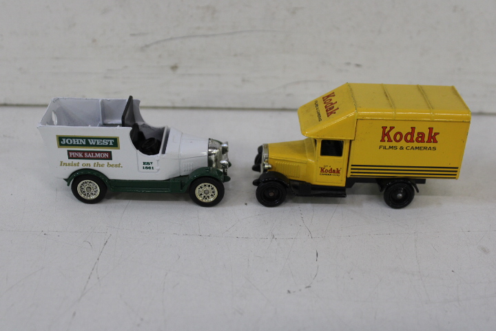 Set van diverse kleine metalen modelauto's en vrachtwagens – foto 17 – kavel bij GSD Auctions, Zoeterwoude