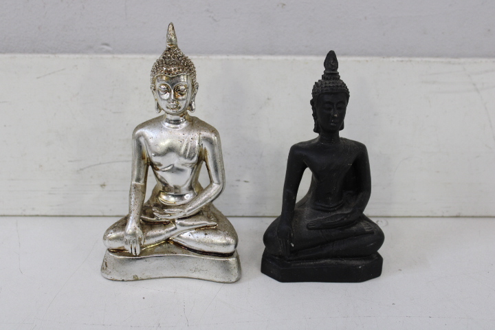 Diverse Boeddhabeelden en een Wierookhouder – foto 12 – kavel bij GSD Auctions, Zoeterwoude