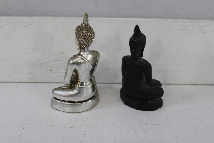 Diverse Boeddhabeelden en een Wierookhouder – foto 13 – kavel bij GSD Auctions, Zoeterwoude