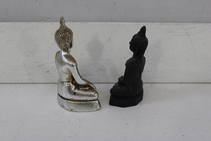 Diverse Boeddhabeelden en een Wierookhouder – foto 14 – kavel bij GSD Auctions, Zoeterwoude