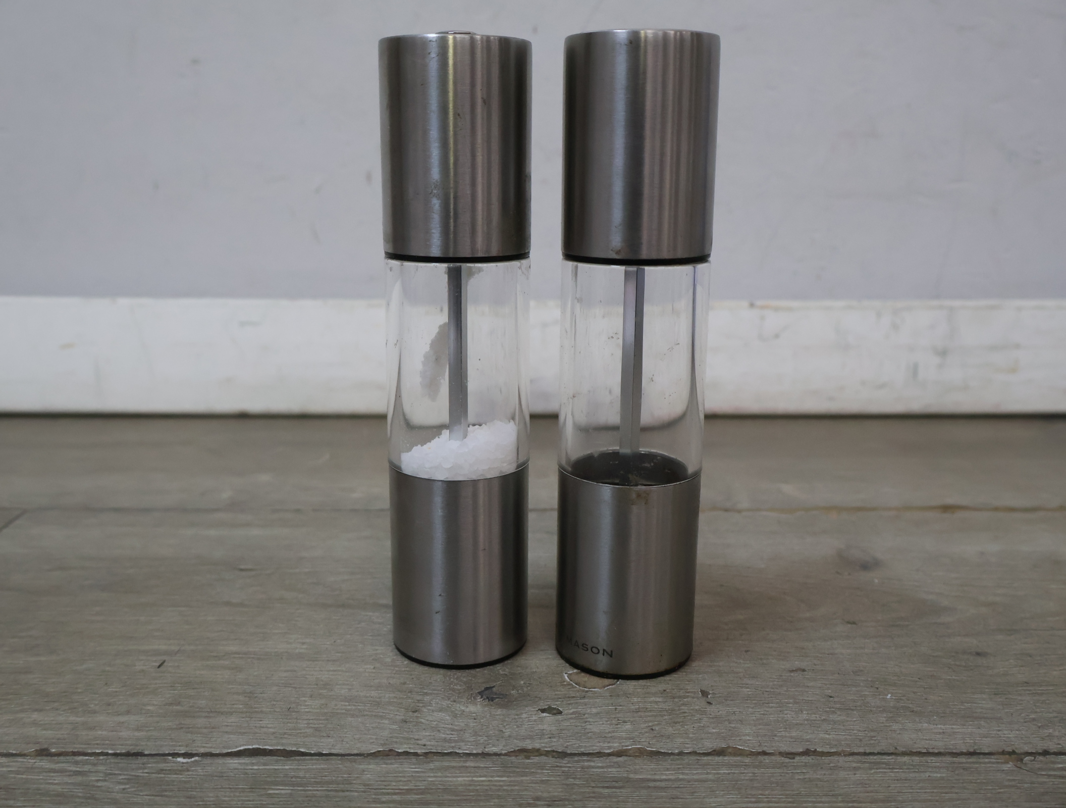 Set RVS peper-en zoutmolens – foto 3 – kavel bij GSD Auctions, Zoeterwoude