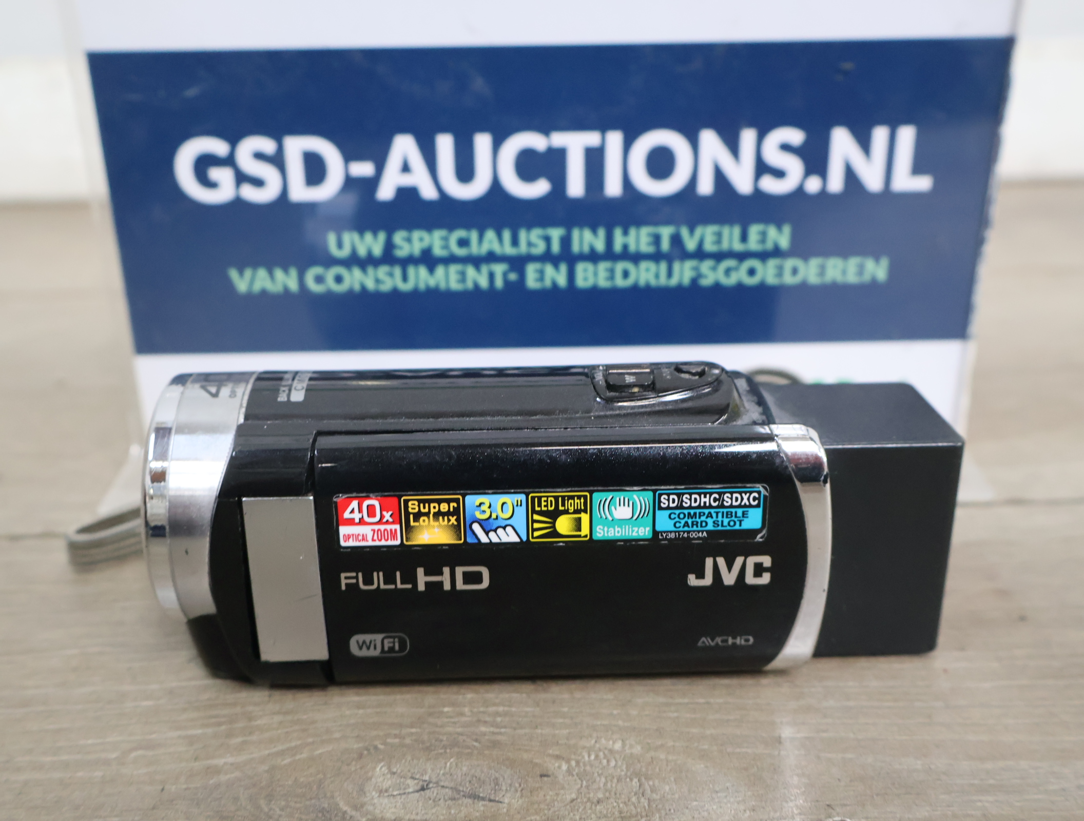 JVC Full HD Camcorder met 40x Optische Zoom – foto 2 – kavel bij GSD Auctions, Zoeterwoude