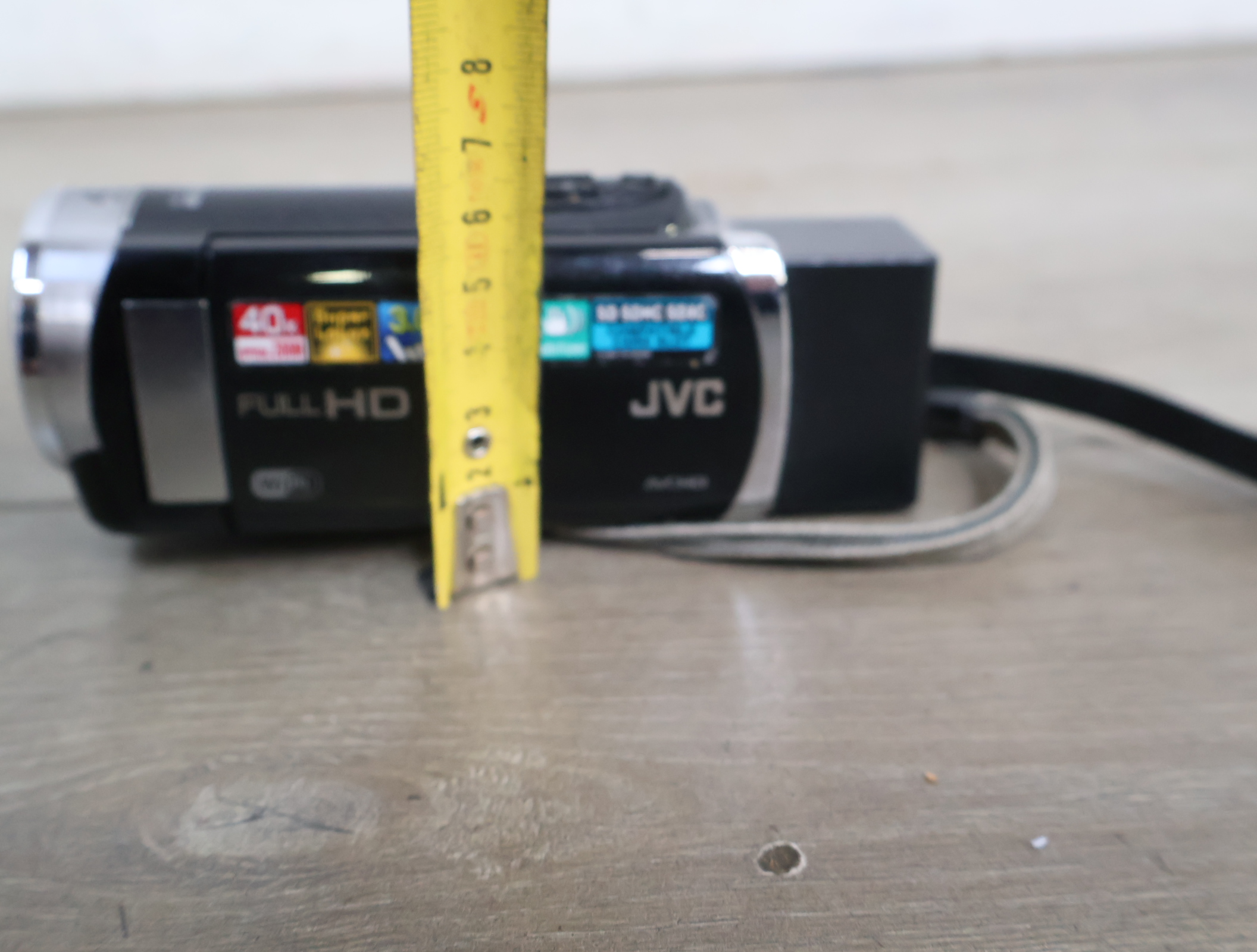 JVC Full HD Camcorder met 40x Optische Zoom – foto 11 – kavel bij GSD Auctions, Zoeterwoude