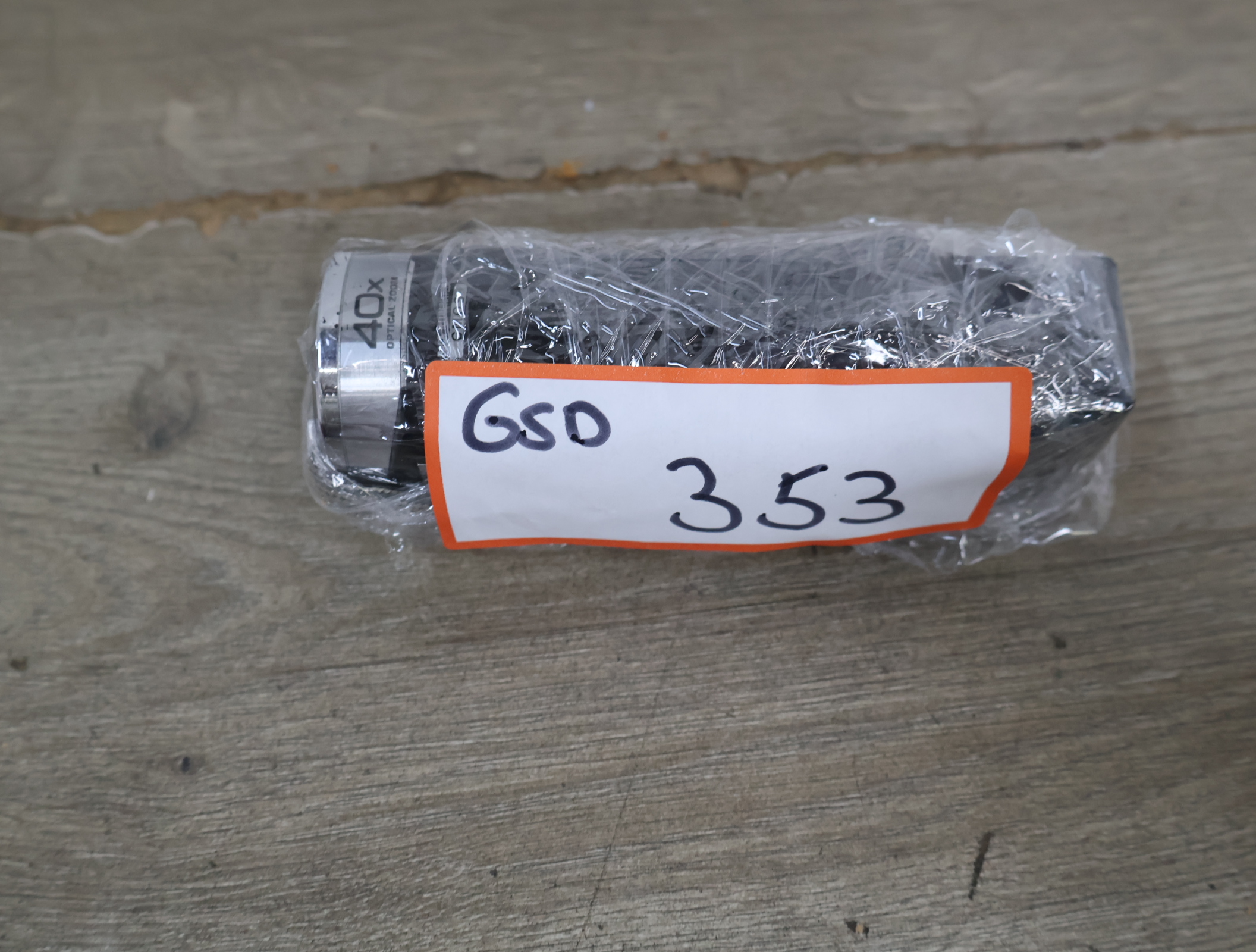 JVC Full HD Camcorder met 40x Optische Zoom – foto 14 – kavel bij GSD Auctions, Zoeterwoude
