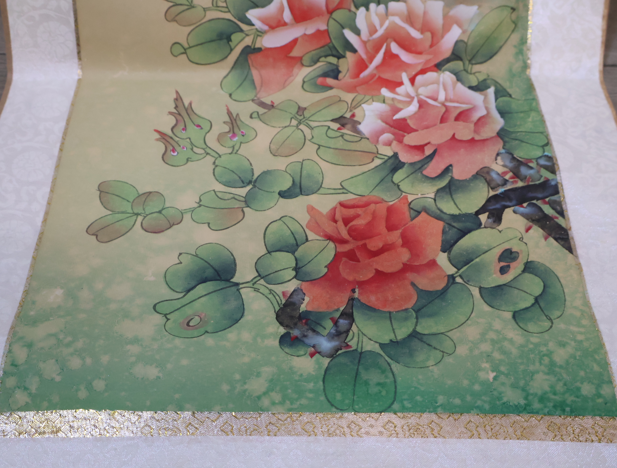 Set van twee traditionele Aziatische decoratieve wandrollen met vogelmotief – foto 22 – kavel bij GSD Auctions, Zoeterwoude