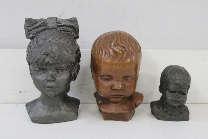 Set van drie buste beelden van kinderen – foto 4 – kavel bij GSD Auctions, Zoeterwoude