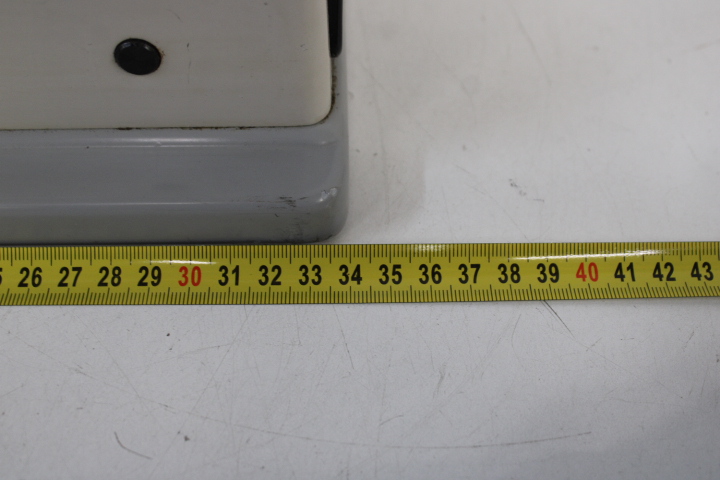 Elna Zig Zag Naaimachine met Koffer – foto 22 – kavel bij GSD Auctions, Zoeterwoude