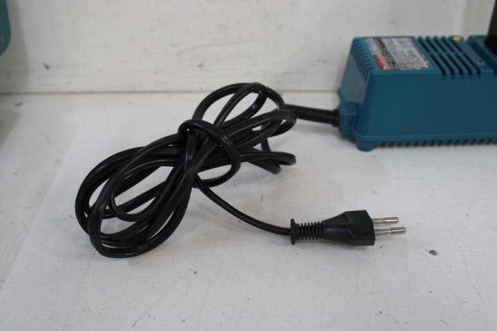 Makita Accu Hechtspijkermachine in Koffer – foto 7 – kavel bij GSD Auctions, Zoeterwoude