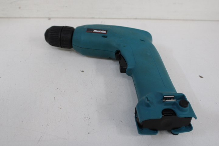 Makita Accu Hechtspijkermachine in Koffer – foto 12 – kavel bij GSD Auctions, Zoeterwoude