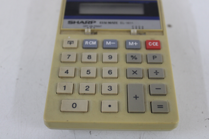 Set van drie rekenmachines – foto 12 – kavel bij GSD Auctions, Zoeterwoude