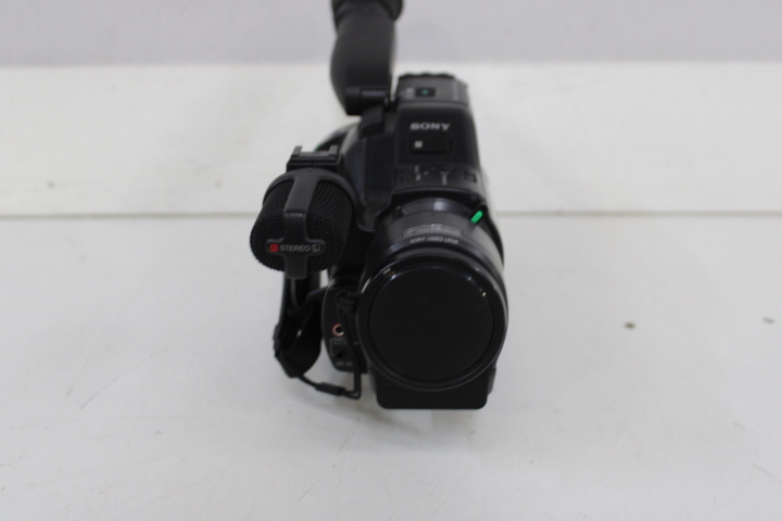 Sony Video8 Handycam camcorder met accessoires – foto 20 – kavel bij GSD Auctions, Zoeterwoude