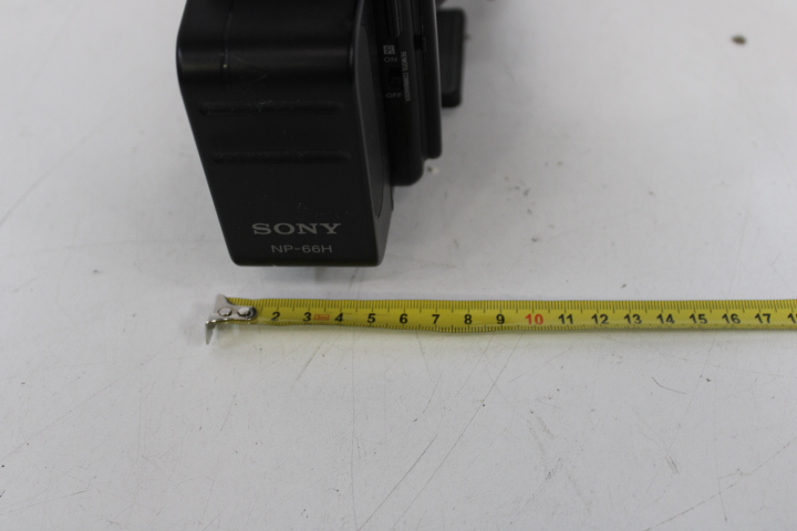 Sony Video8 Handycam camcorder met accessoires – foto 24 – kavel bij GSD Auctions, Zoeterwoude