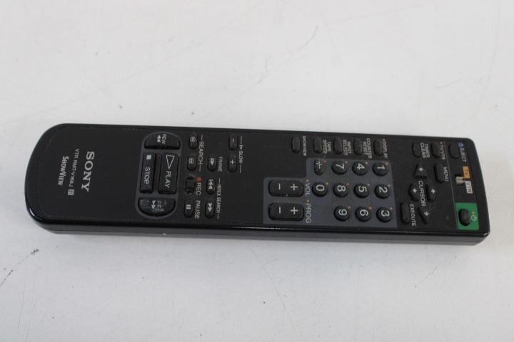 Sony VHS Video Cassette Recorder SLV-XE310 – foto 4 – kavel bij GSD Auctions, Zoeterwoude