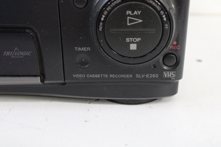 Sony VHS Video Cassette Recorder SLV-XE310 – foto 6 – kavel bij GSD Auctions, Zoeterwoude