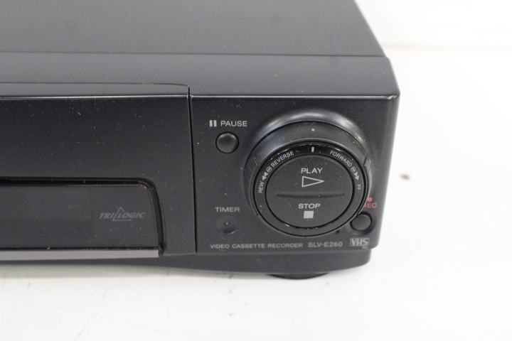 Sony VHS Video Cassette Recorder SLV-XE310 – foto 9 – kavel bij GSD Auctions, Zoeterwoude