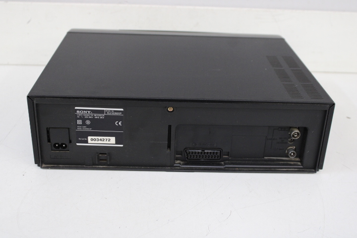 Sony VHS Video Cassette Recorder SLV-XE310 – foto 14 – kavel bij GSD Auctions, Zoeterwoude