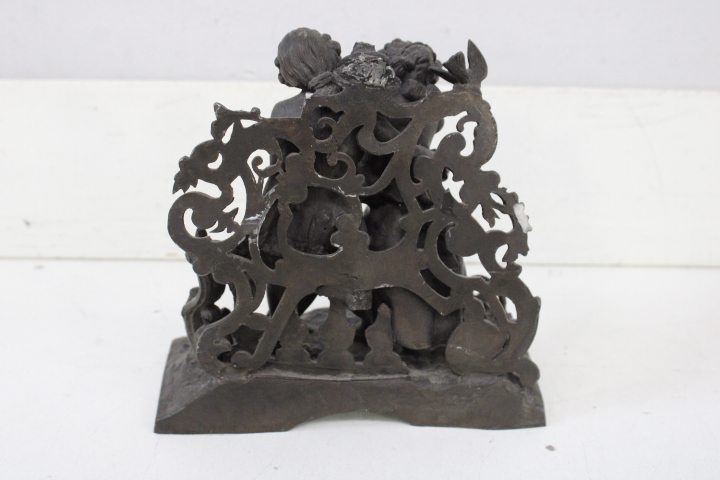 Decoratief bronzen beeld van elegant gekleed paar – foto 11 – kavel bij GSD Auctions, Zoeterwoude