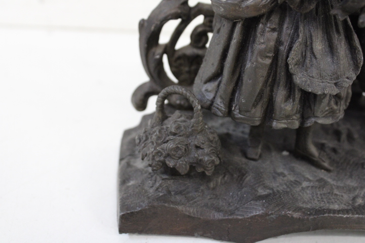 Decoratief bronzen beeld van elegant gekleed paar – foto 14 – kavel bij GSD Auctions, Zoeterwoude