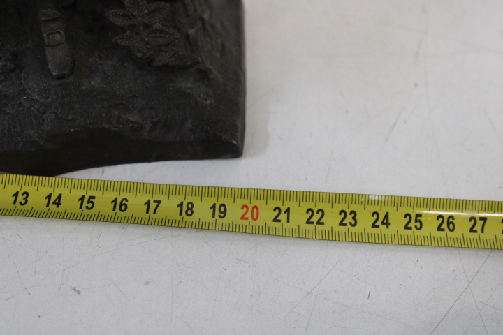 Decoratief bronzen beeld van elegant gekleed paar – foto 16 – kavel bij GSD Auctions, Zoeterwoude