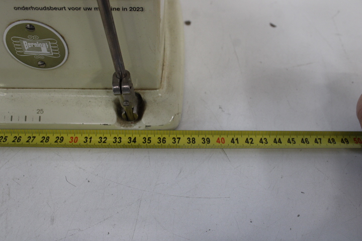 Bernina naaimachine – foto 24 – kavel bij GSD Auctions, Zoeterwoude