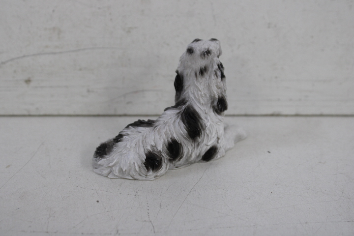 Porselijnen honden beeldjes – foto 10 – kavel bij GSD Auctions, Zoeterwoude