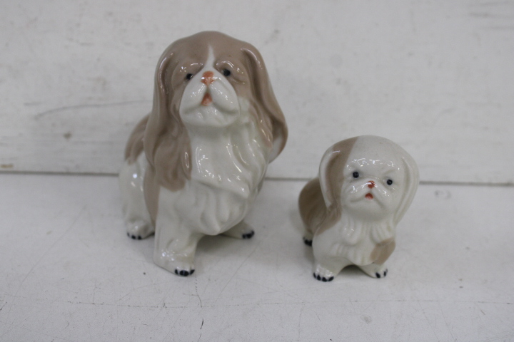 Porselijnen honden beeldjes – foto 12 – kavel bij GSD Auctions, Zoeterwoude