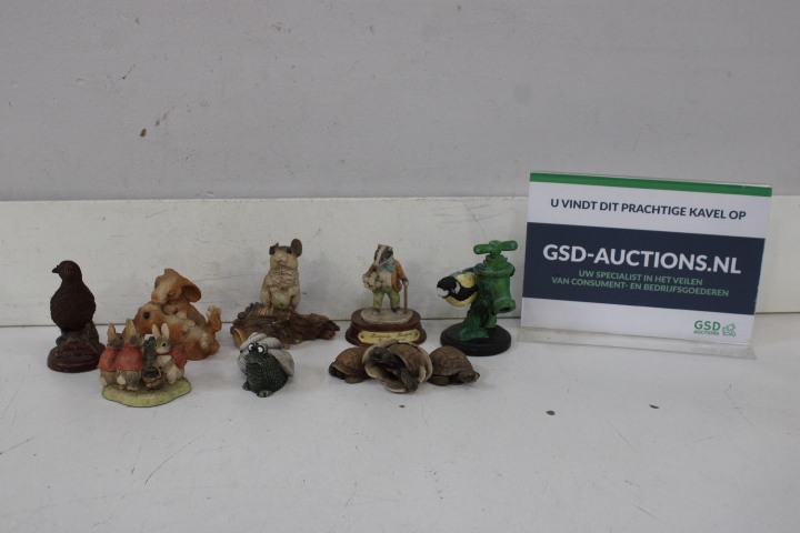 Collectie kleine beeldjes van dieren en figuren – foto 2 – kavel bij GSD Auctions, Zoeterwoude